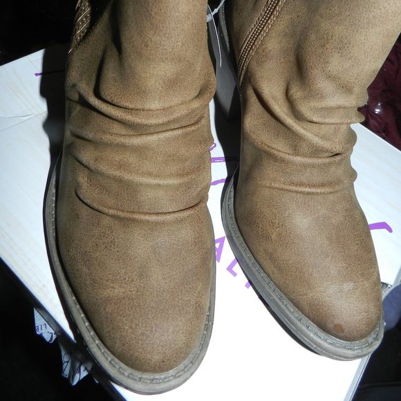 Blowfish Liva Bootie  Brown Ruched Vegan Leather Ankle Booties Shoes NWT - Picture 11 of 16